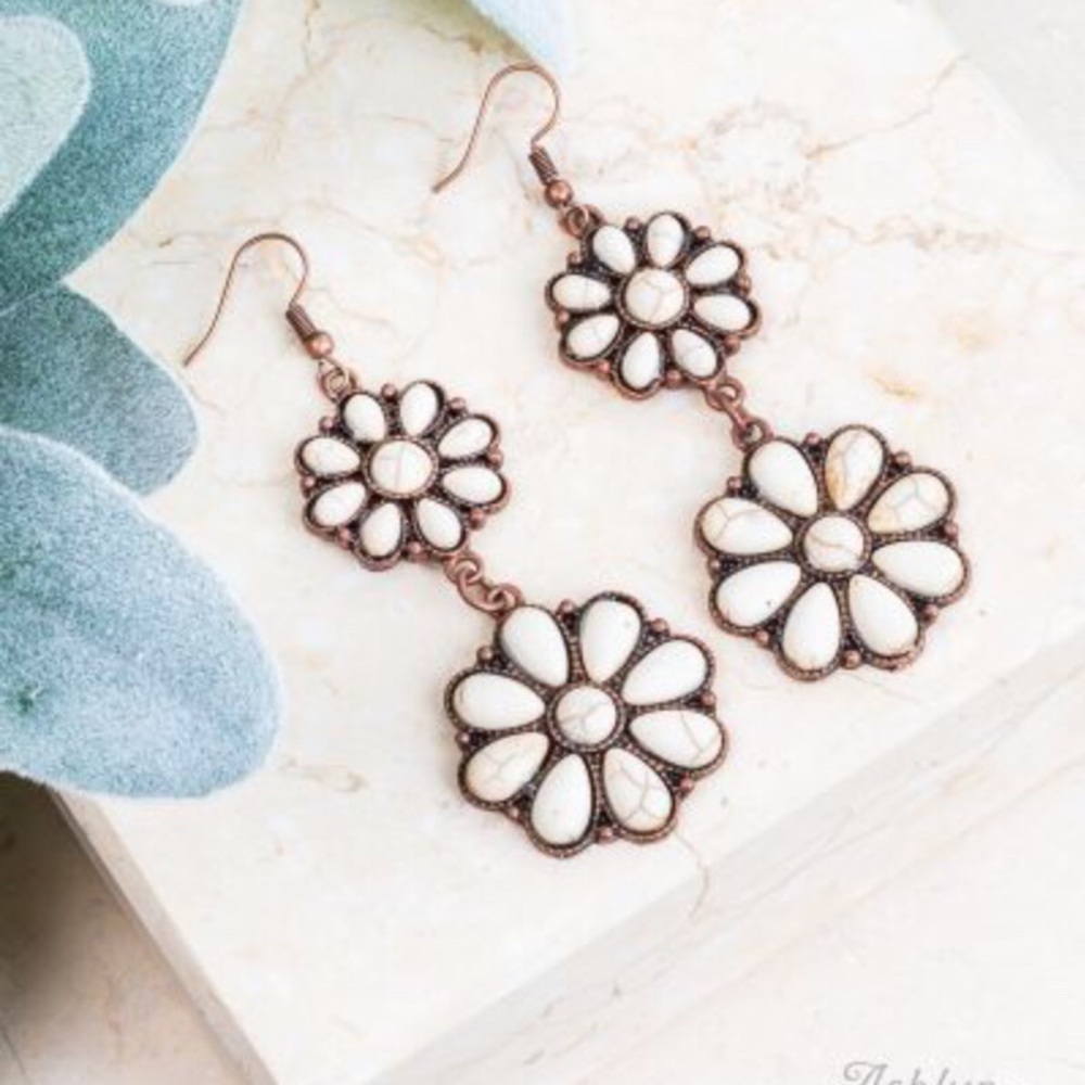 White Stone Double Flower Earrings, Copper NWT